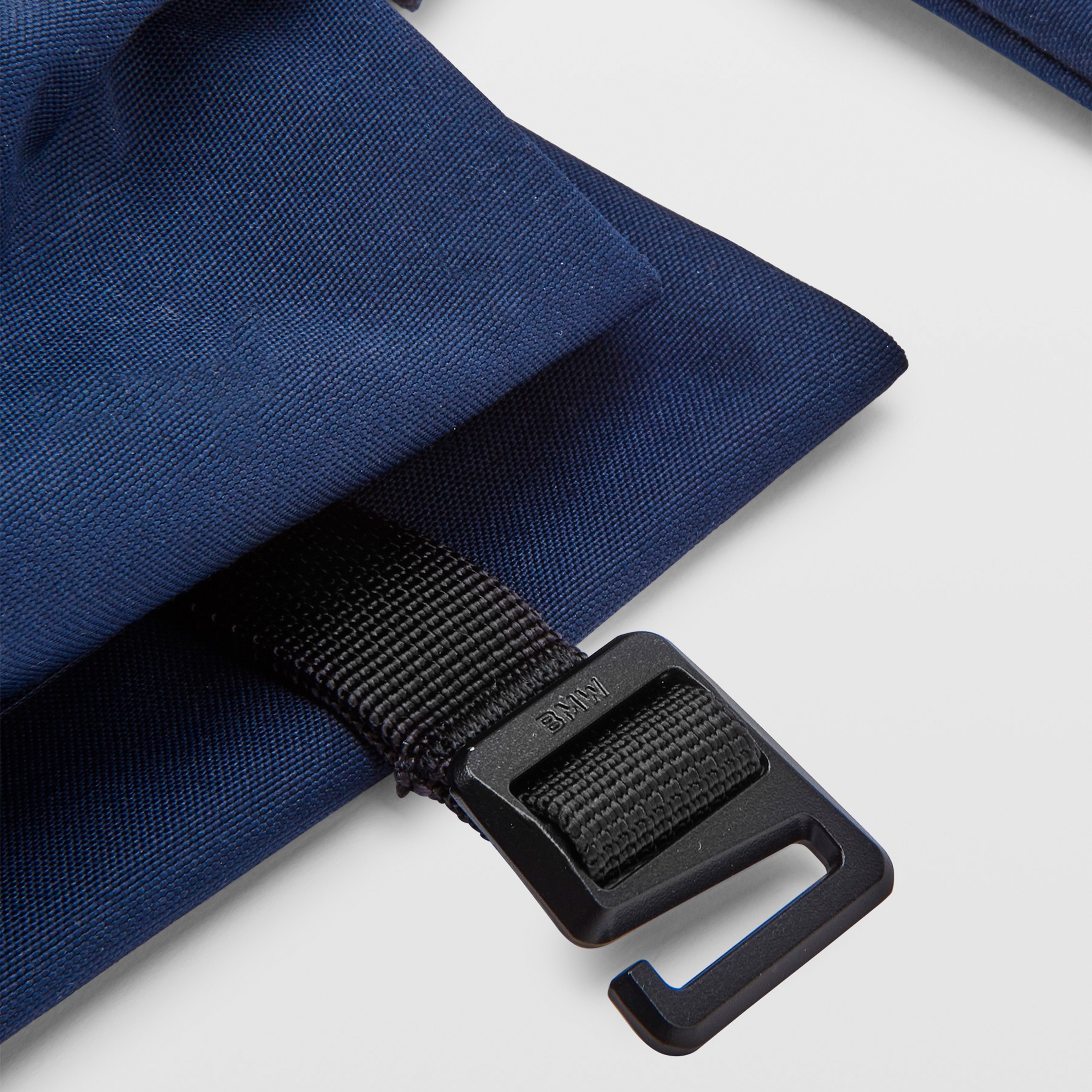 JV X BMW UTILITY BAG