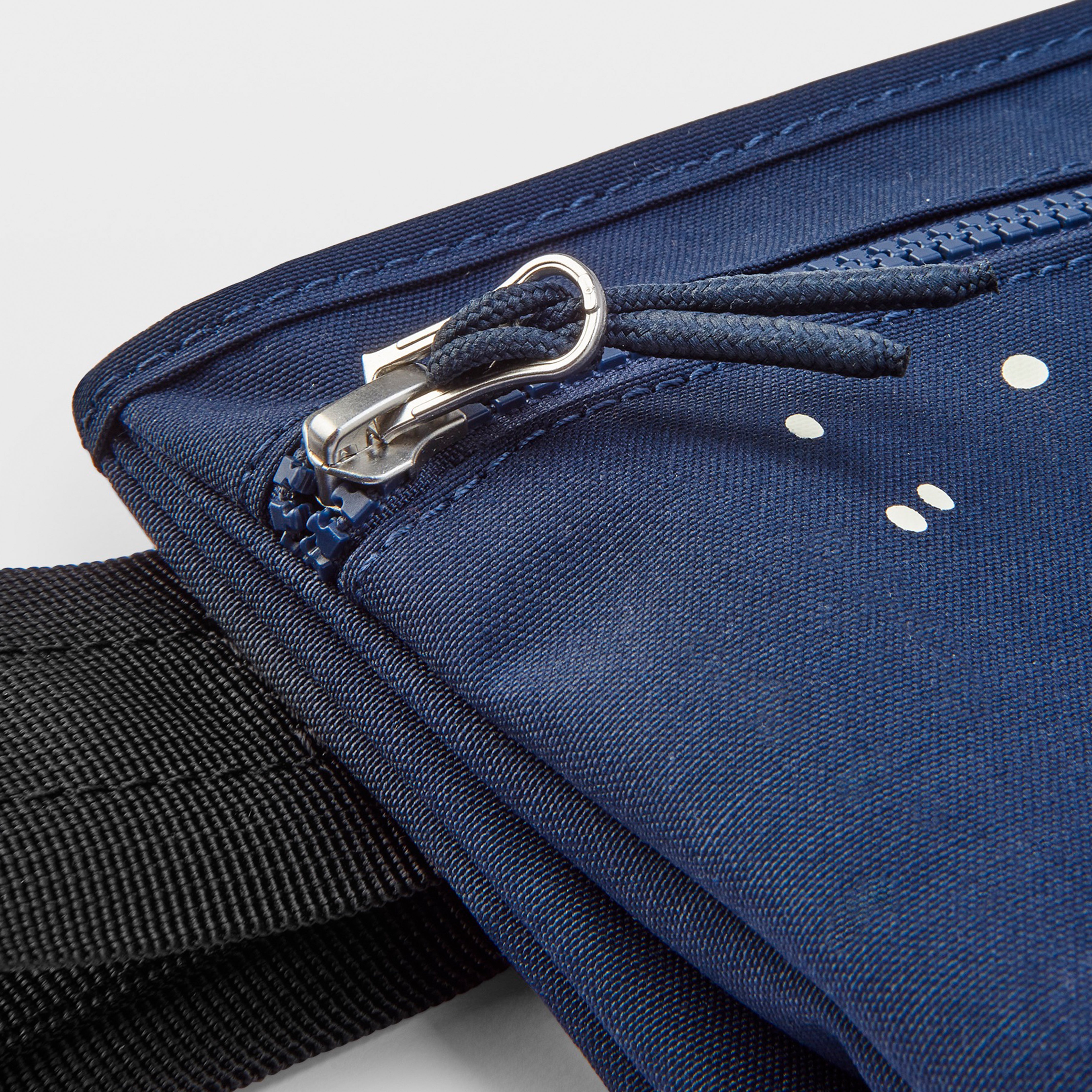 JV X BMW UTILITY BAG